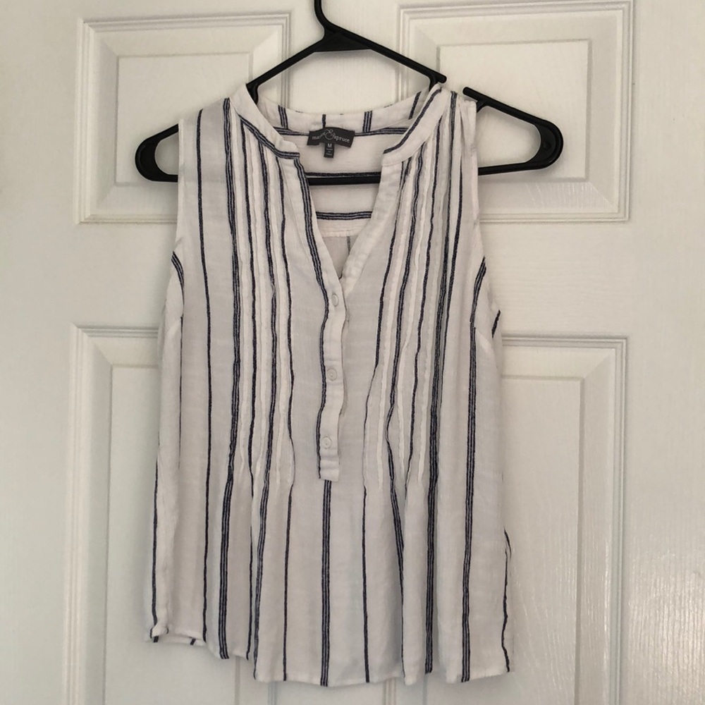 Market & Spruce Sleeveless blouse